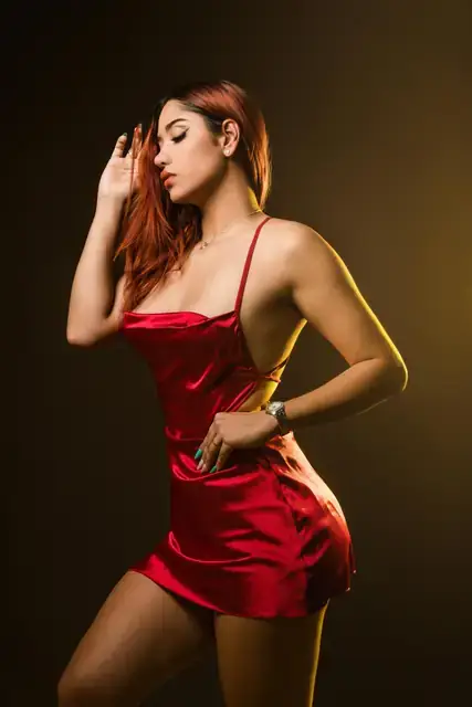 Saanvi Bhatt — Bangalore escort photo 2