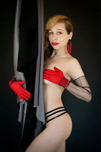 Zara Kapoor — Bangalore escort photo 1